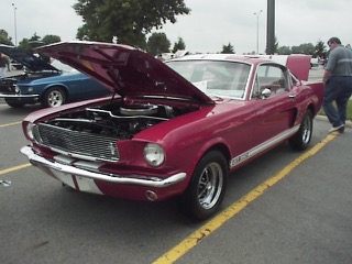 MCCI_Car_Show_2000_00014.jpg